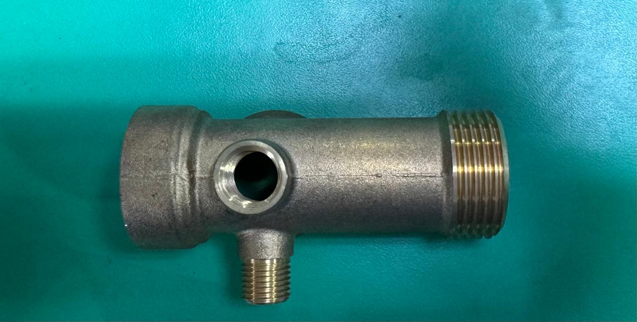 brass connector for pressure tank